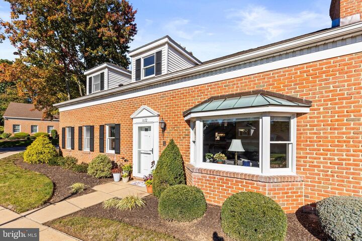 Property Photo: 1672 Wyntre Brooke Drive 5G PA 17403