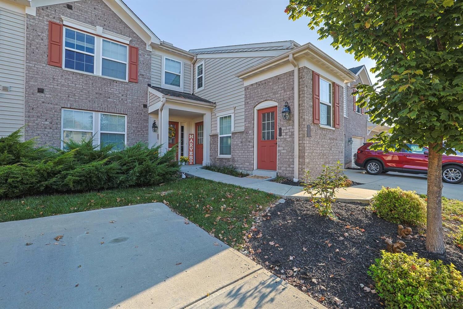 Property Photo: 206 River Ridge IN 47025