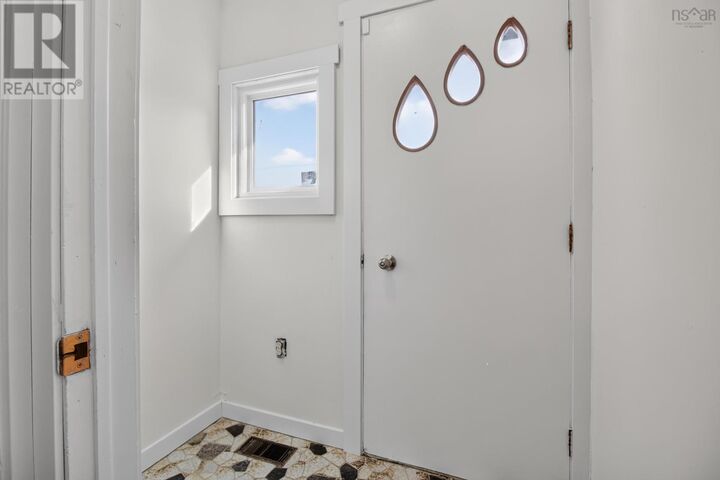 Property Photo:  65 Brian Drive  NS B2W 3N2 