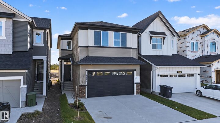 Property Photo: 7009 50A Avenue AB T4X 2Z3