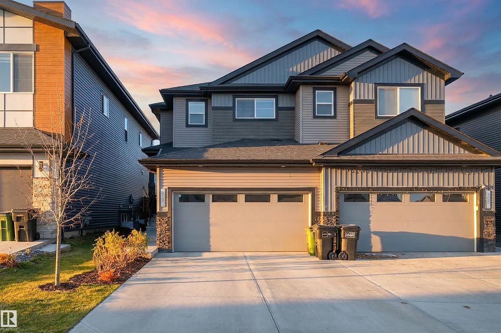 Property Photo:  310 41 Street SW  AB T6X 2L8 
