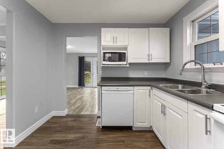 Property Photo:  4820 51 Street  AB T0A 1P0 
