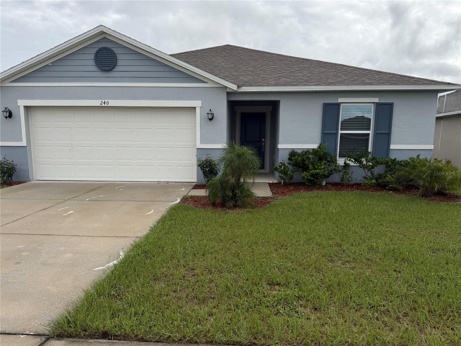 Property Photo:  240 Summerlin Loop  FL 33844 