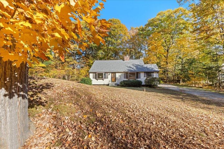 Property Photo:  18 Royal Range Road  NH 03873 