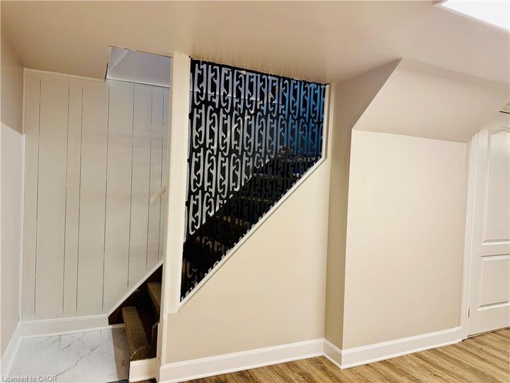 Property Photo:  77 Moxley Drive Lower  ON L8T 3Y8 