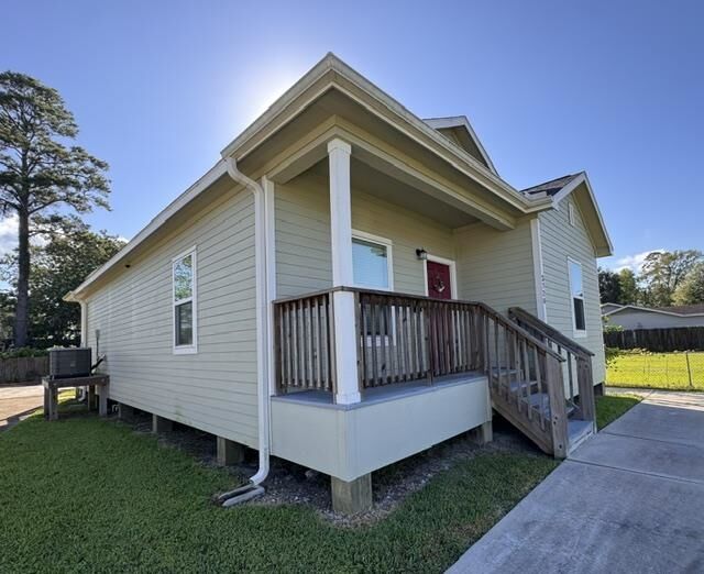 Property Photo:  3720 Ironton St.  TX 77703 