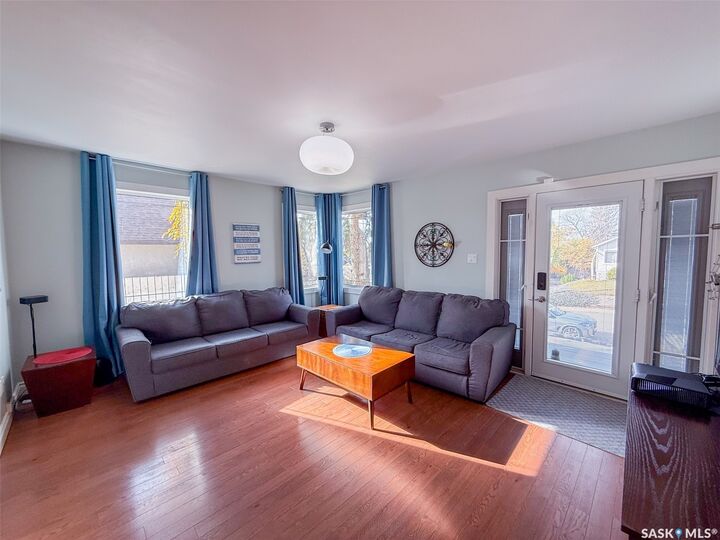 Property Photo:  451 2nd Avenue NW  SK S9H 0P8 