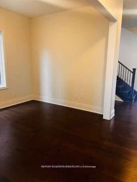 Property Photo: 184 Sunset Vista Court ON L4G 3Y1