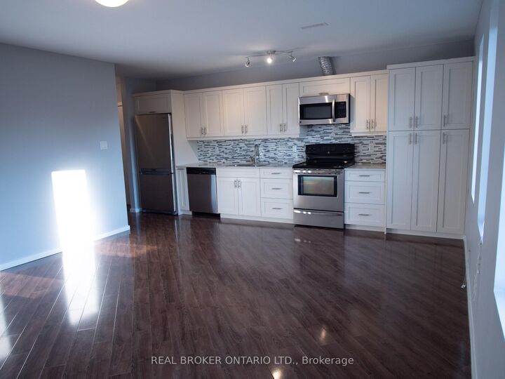 Property Photo:  20 Emily Street  ON P2A 2P3 