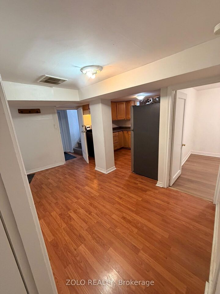 Property Photo:  61 Longford Drive  ON L3Y 2Y6 