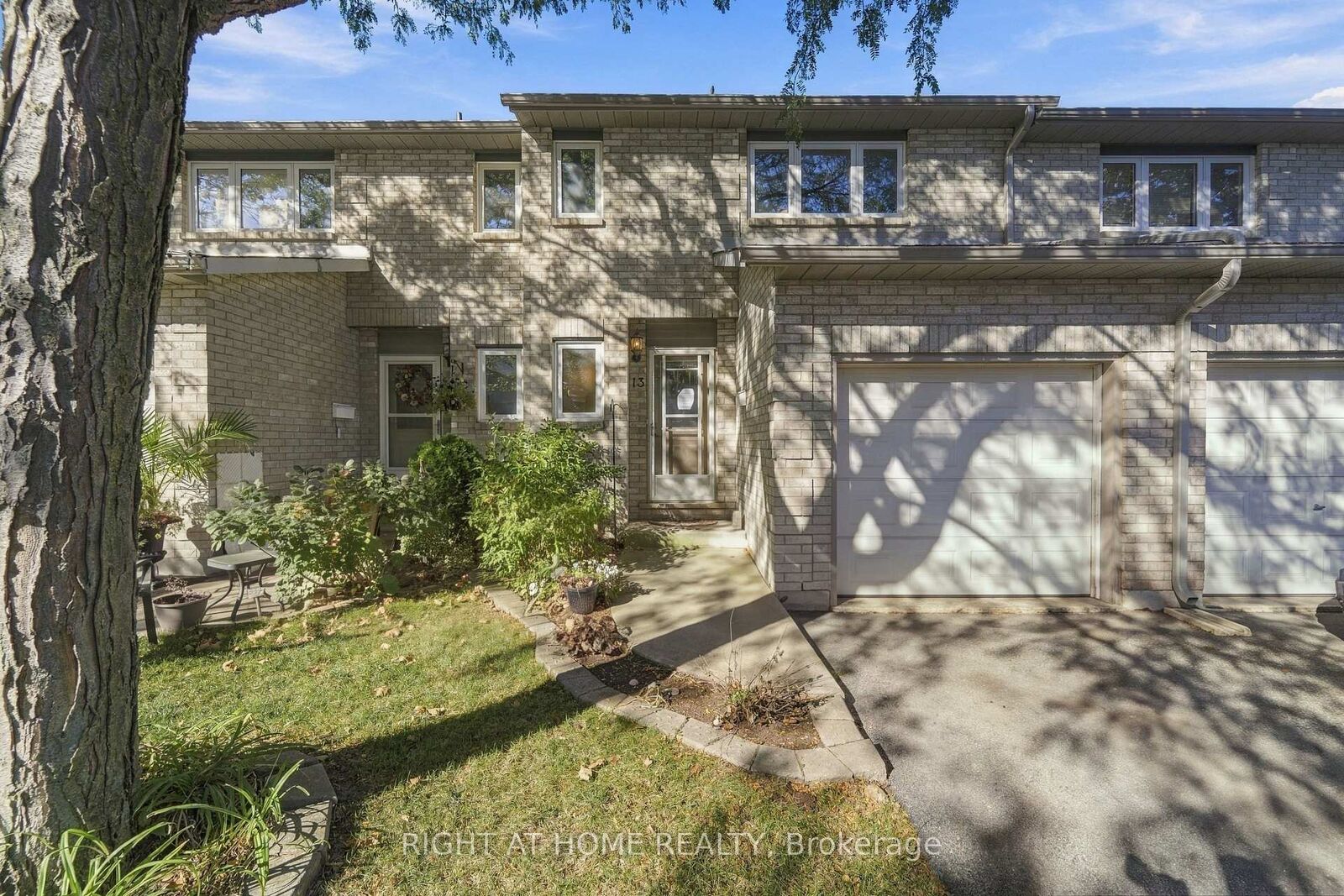 Property Photo: 591 Eighth N/A E 13 ON L8J 2X4