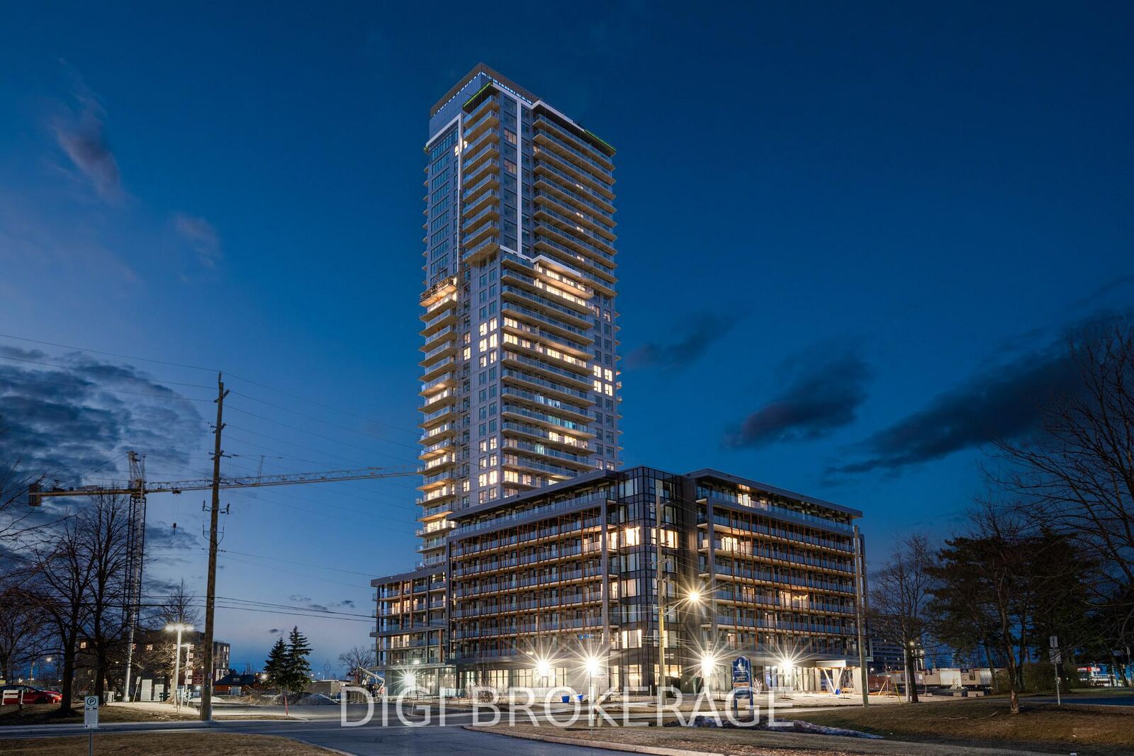 Property Photo:  1250 Cummings Avenue 208  ON K1J 0E4 