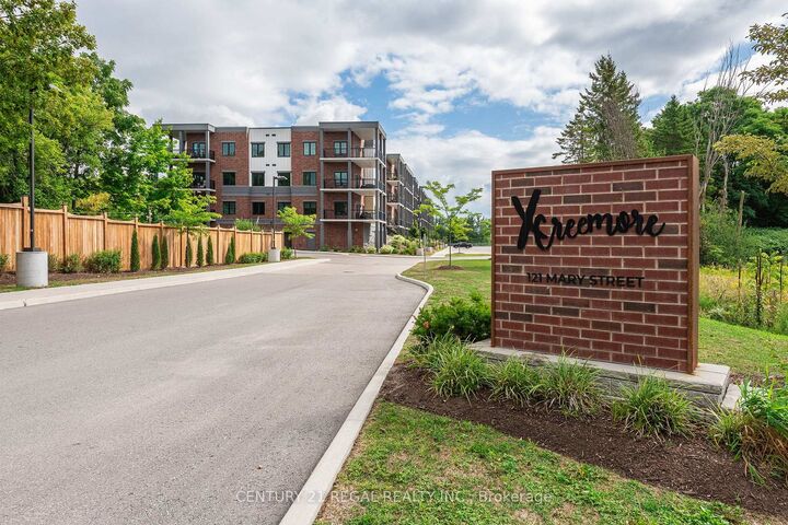 Property Photo: 121 Mary Street Unit 205 ON L0M 1G0