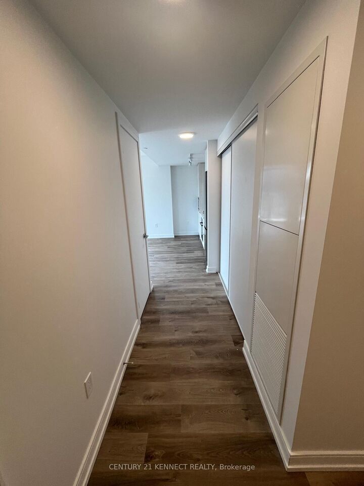 Property Photo:  1 Jarvis Street 1108  ON L8R 3J2 