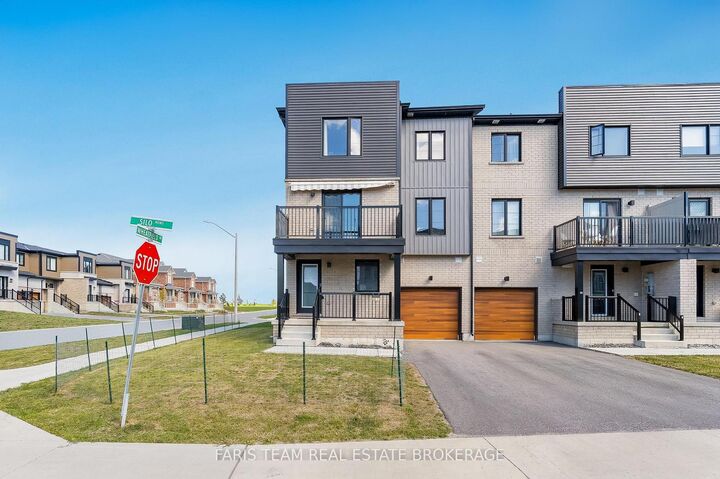 Property Photo: 38 Silo Mews ON L9J 0V3