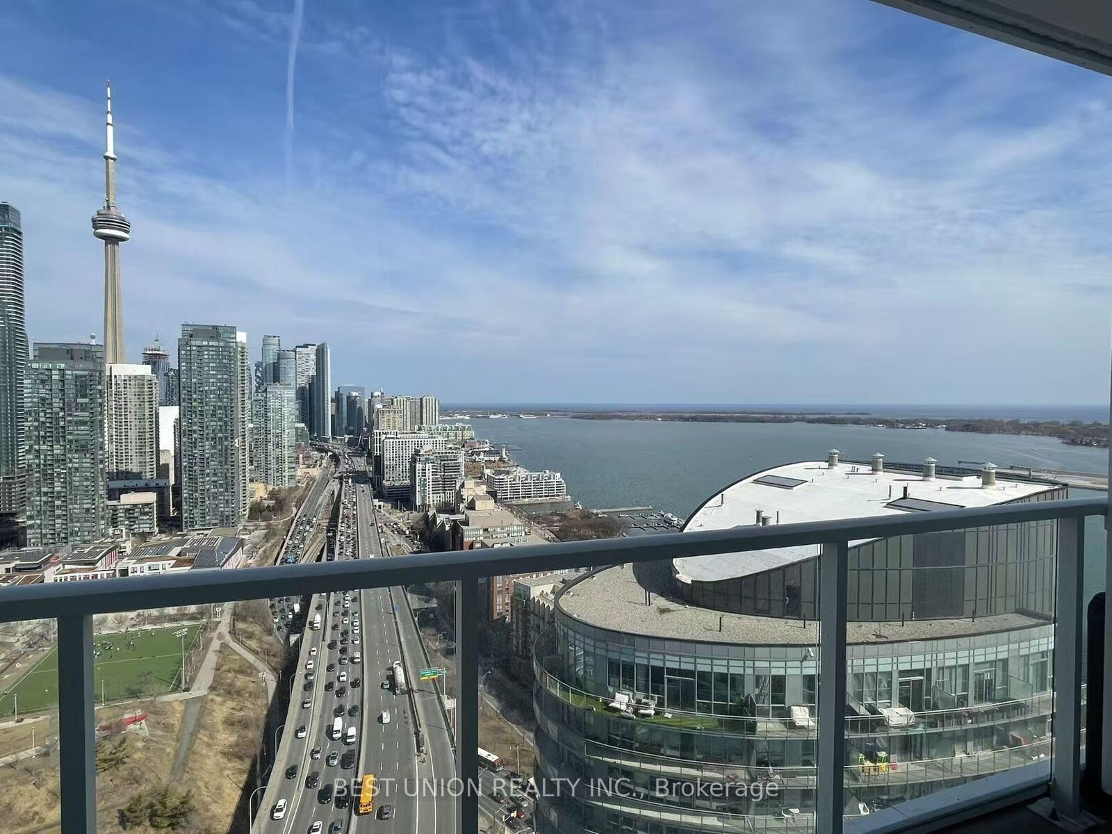 Property Photo:  17 Bathurst Street 3910  ON M5V 1A5 