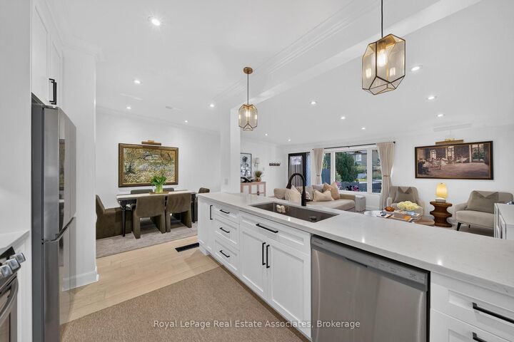 Property Photo:  2604 Constable Road  ON L5J 1W2 