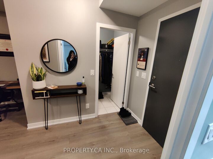 Property Photo:  85 Duke Street W 409  ON N2H 0B7 