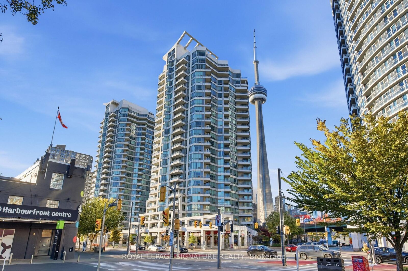 Property Photo:  228 Queens Quay N/A W 701  ON M5J 2X1 