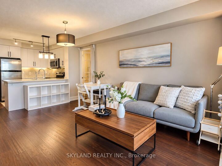 Property Photo: 676 Sheppard Avenue E 415 ON M2K 3E7