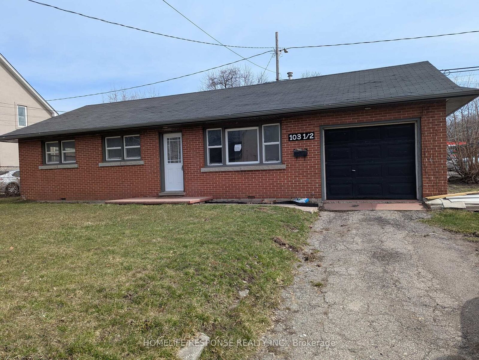 Property Photo:  103 Water Street S 1/2  ON N1R 3E1 