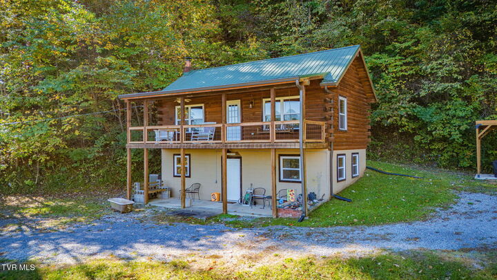 Property Photo: 185 Owens Road TN 37604