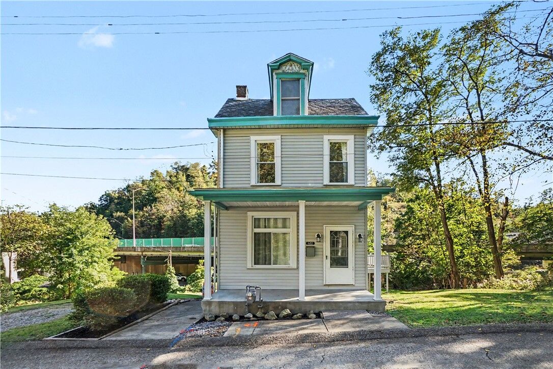 Property Photo: 622 Naylor St PA 15207