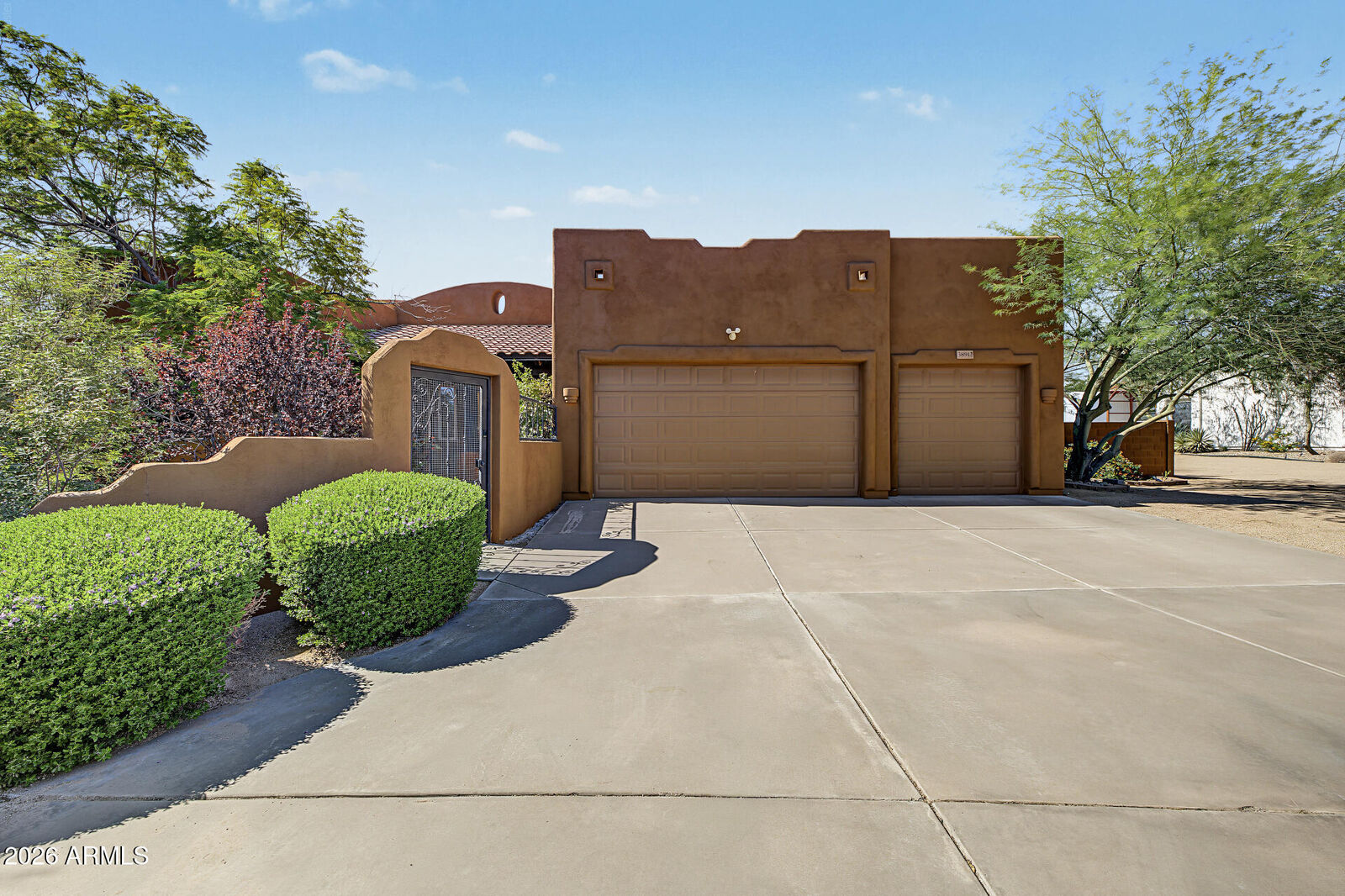 Property Photo: 38912 N 12th Street AZ 85086