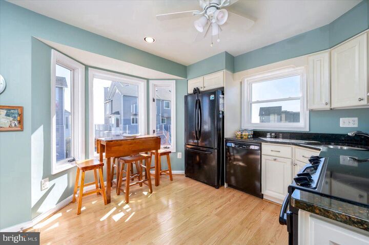 Property Photo: 8348 Bay Crest Court MD 20732