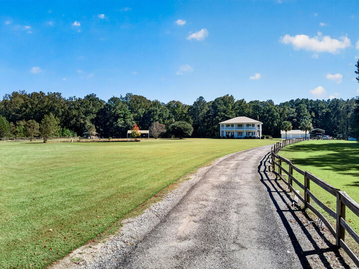 Property Photo:  164 Sparrow Road  SC 29477 
