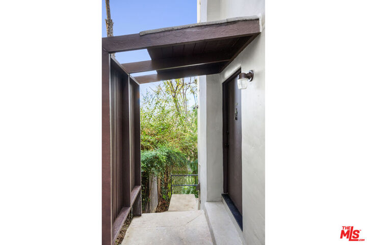 Property Photo:  1807 Edgecliffe Dr  CA 90026 