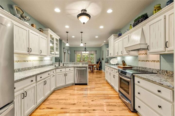Property Photo: 200 Plantation Lane GA 30513