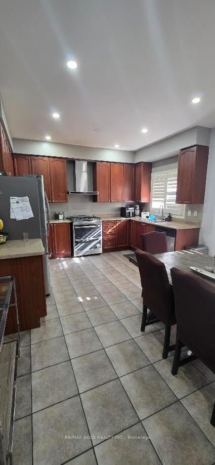 Property Photo:  1202 Costigen Road  ON L9T 6N8 