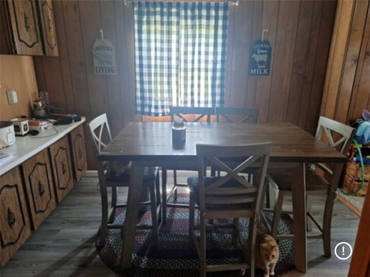 Property Photo: 1050 Kingview PA 15683