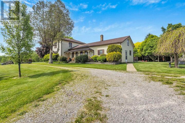 Property Photo:  1813 Norfolk County 19 Road West  ON N0E 1V0 