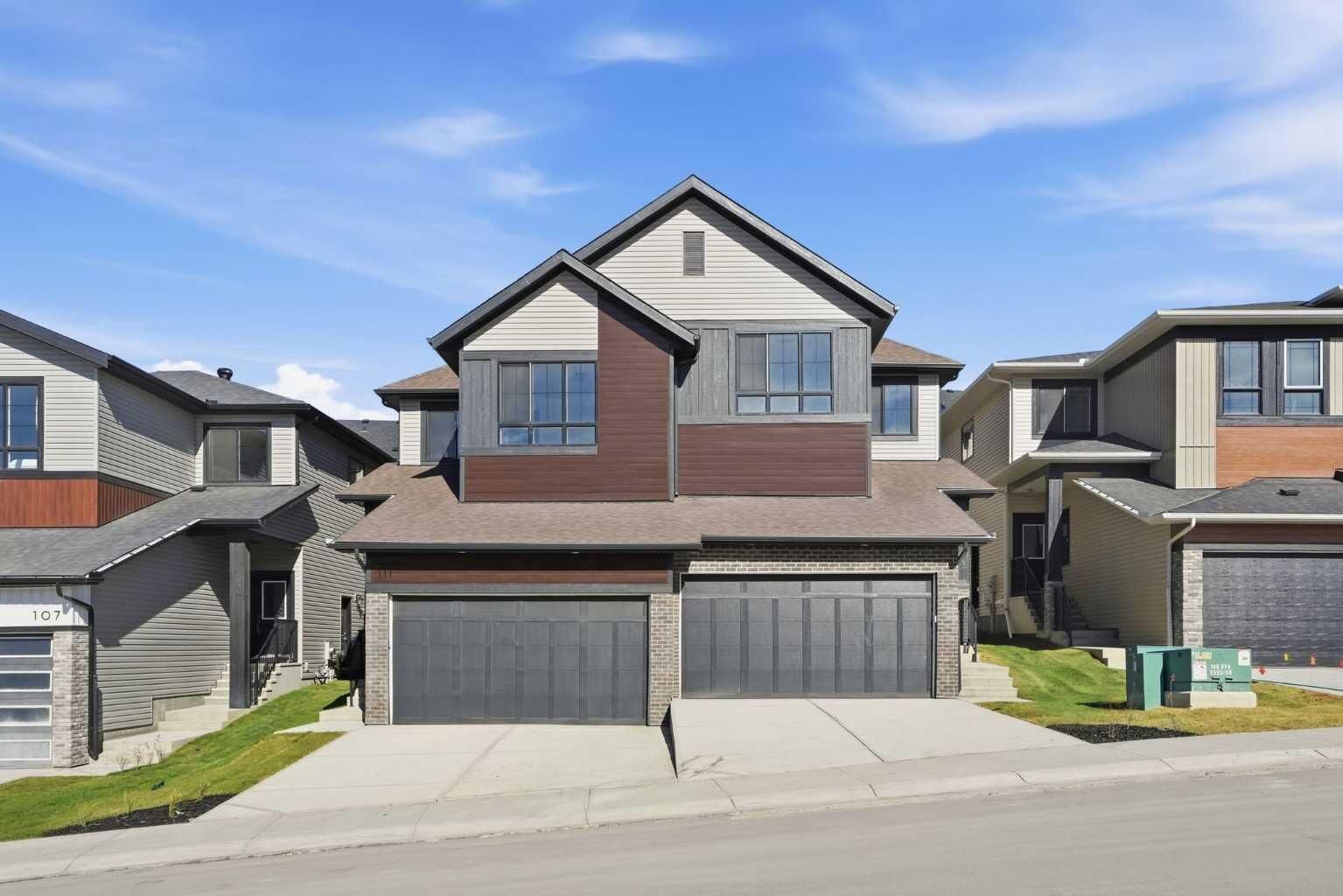 Property Photo:  111 Heritage Manor  AB T4C 3K8 