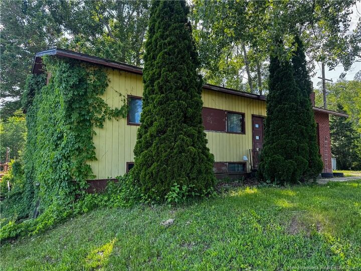 Property Photo:  5 Green Belt  NB E2A 6E7 