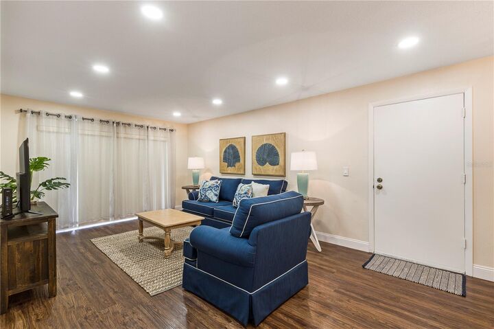 Property Photo:  3231 Beneva Road 101  FL 34232 