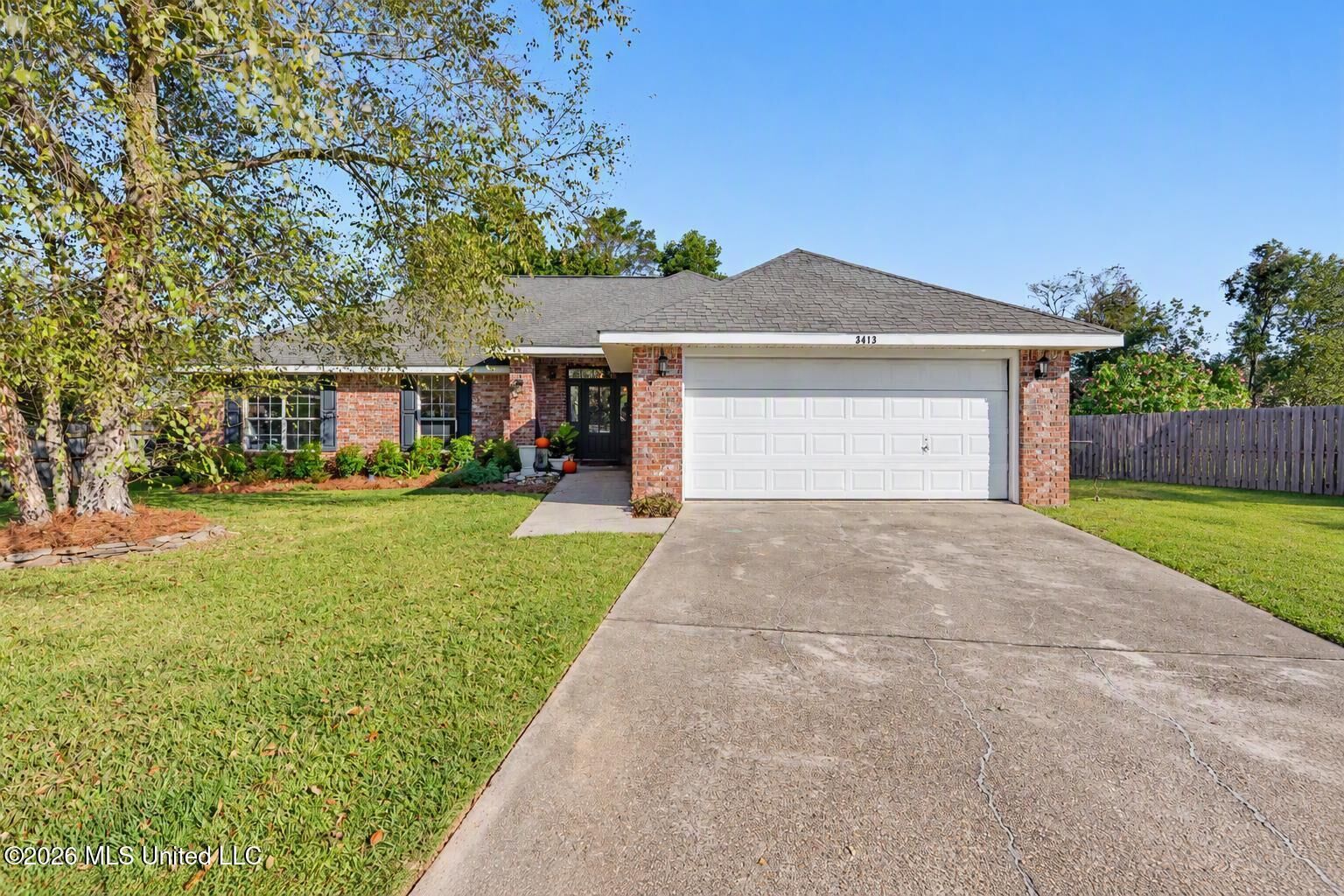 Property Photo: 3413 Hermitage Court MS 39564