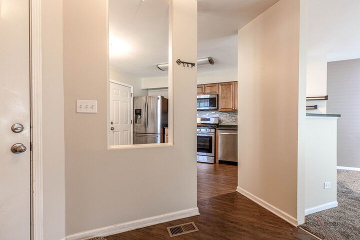 Property Photo:  162 Fairfield Lane 162  IL 60188 