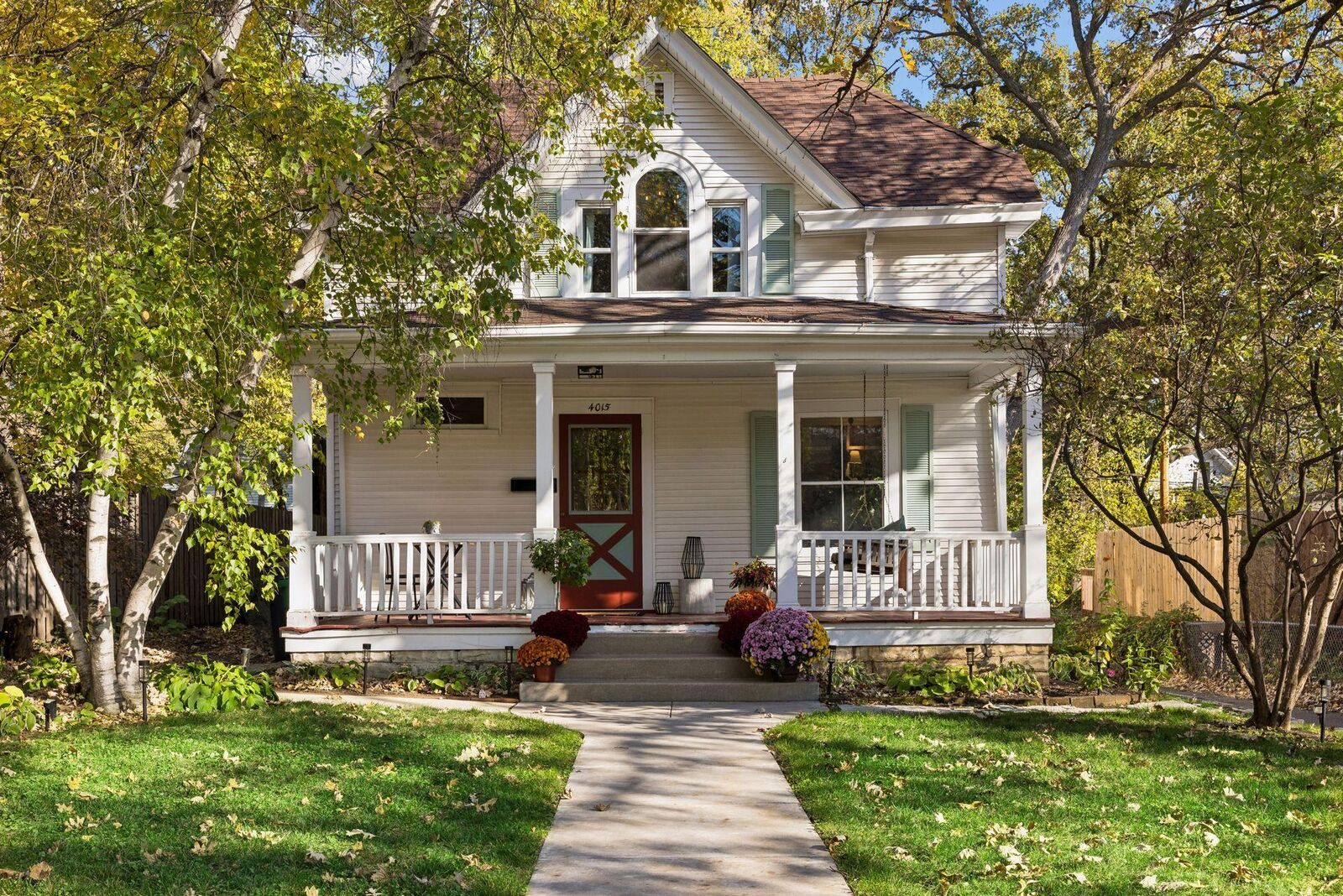 Property Photo:  4015 Upton Avenue S  MN 55410 