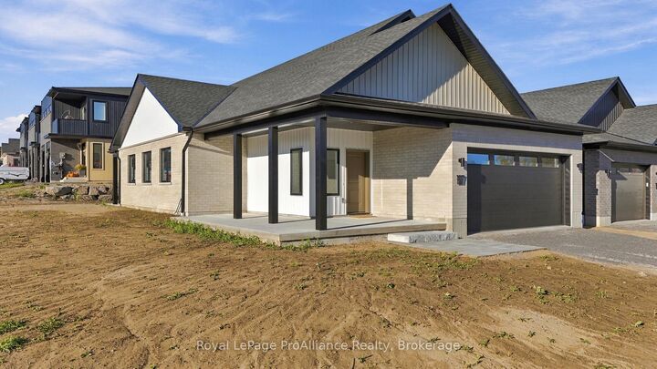 Property Photo:  117 Royal Gala Drive  ON K0K 1H0 