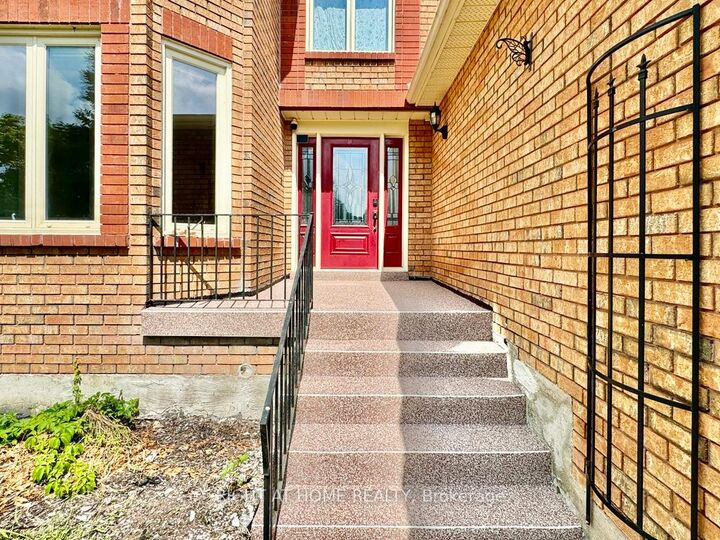 Property Photo:  48 James Street  ON L4N 6Y3 