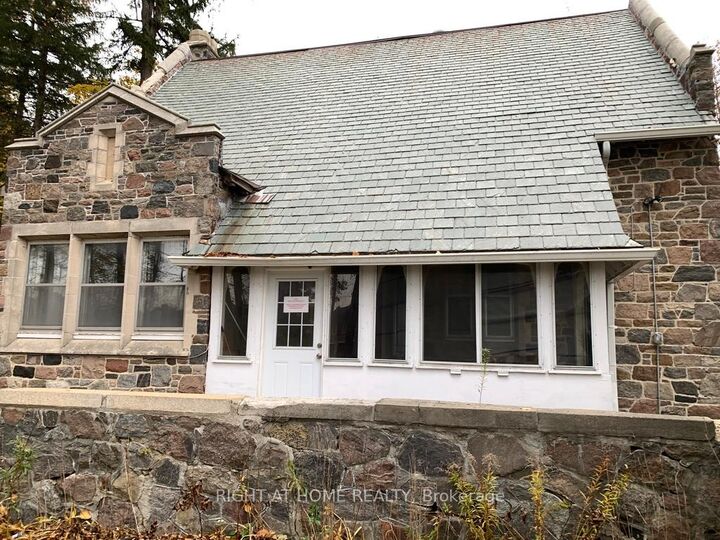 Property Photo: 13760 Keele Street ON L7B 1A3