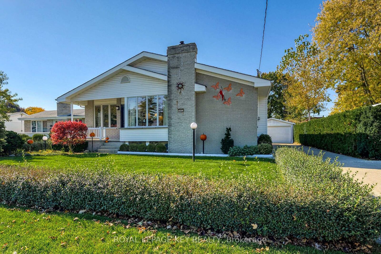 Property Photo:  997 Hollands Avenue  ON N7S 3C3 