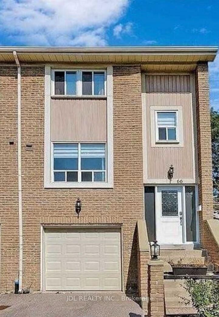Property Photo: 66 Stonehill Cres Crescent Bright Bedroom 2nd Floor ON M1W 2V3