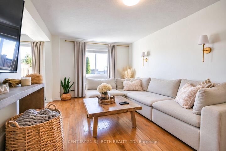 Property Photo:  41 Goodwin Drive  ON L4N 5Z7 