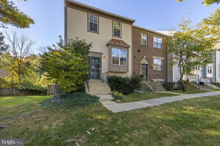 Property Photo: 18009 Sunset River Court MD 20832