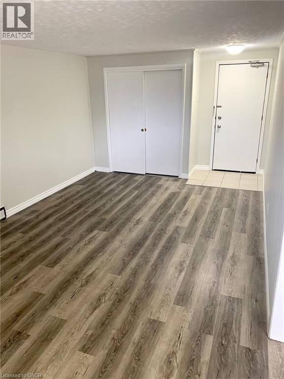 Property Photo:  127 Ann Street  ON N2B 1Y2 
