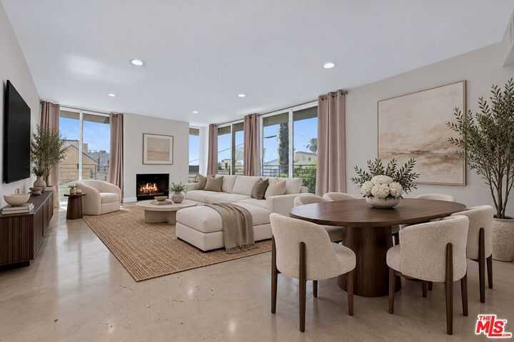 Property Photo:  1129 Larrabee St, Unit 11  CA 90069 